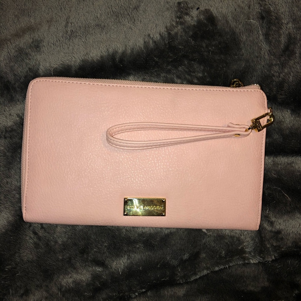 Steve Madden blush zip around clutch